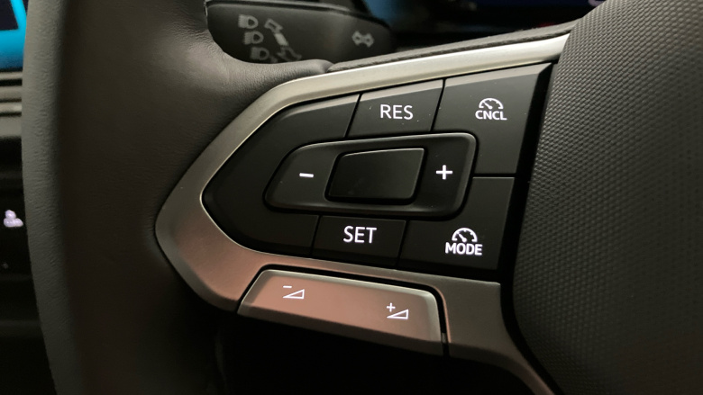 Volkswagen Caddy Cargo C20 Diesel 2.0 TDI 102PS Commerce Plus Van [Tech Pack]